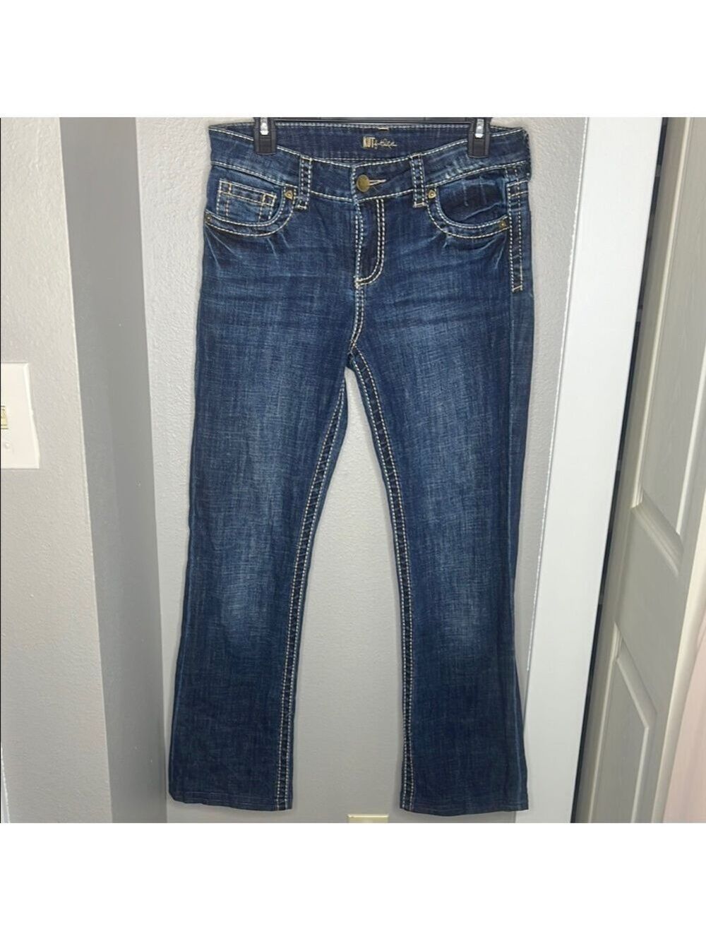 - Kut from the Kloth Natalie High Rise Size 4
